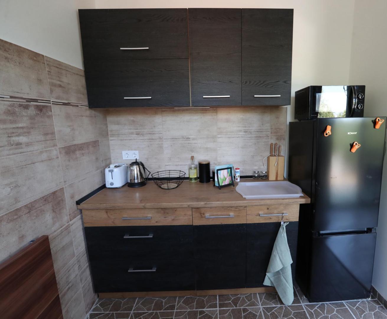 Four Flowers Apartman ชิโอฟก ภายนอก รูปภาพ