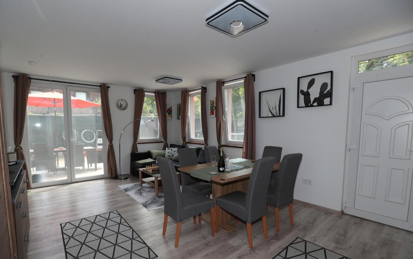 Four Flowers Apartman ชิโอฟก ภายนอก รูปภาพ