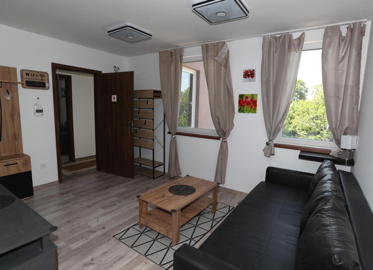 Four Flowers Apartman ชิโอฟก ภายนอก รูปภาพ