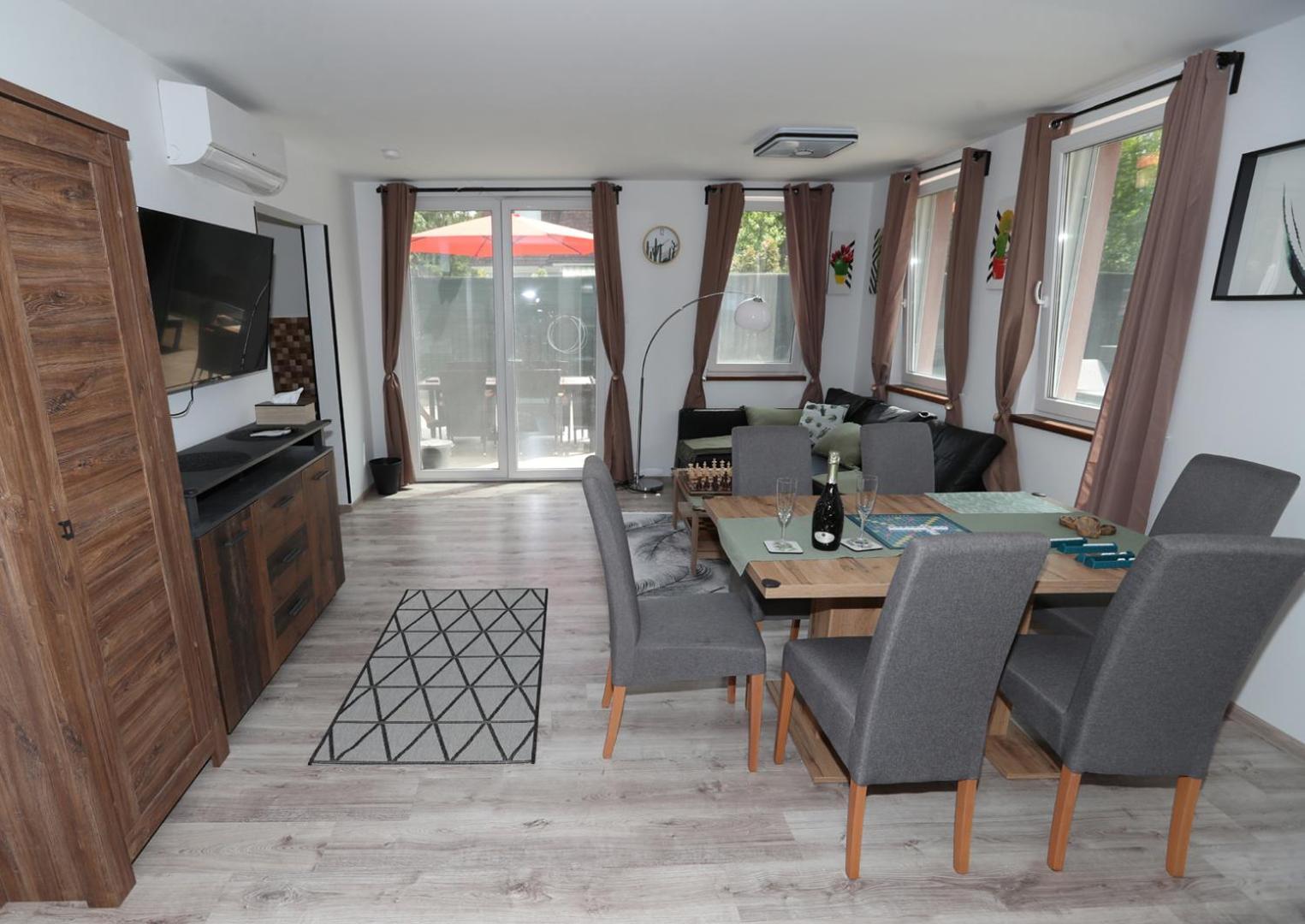 Four Flowers Apartman ชิโอฟก ภายนอก รูปภาพ
