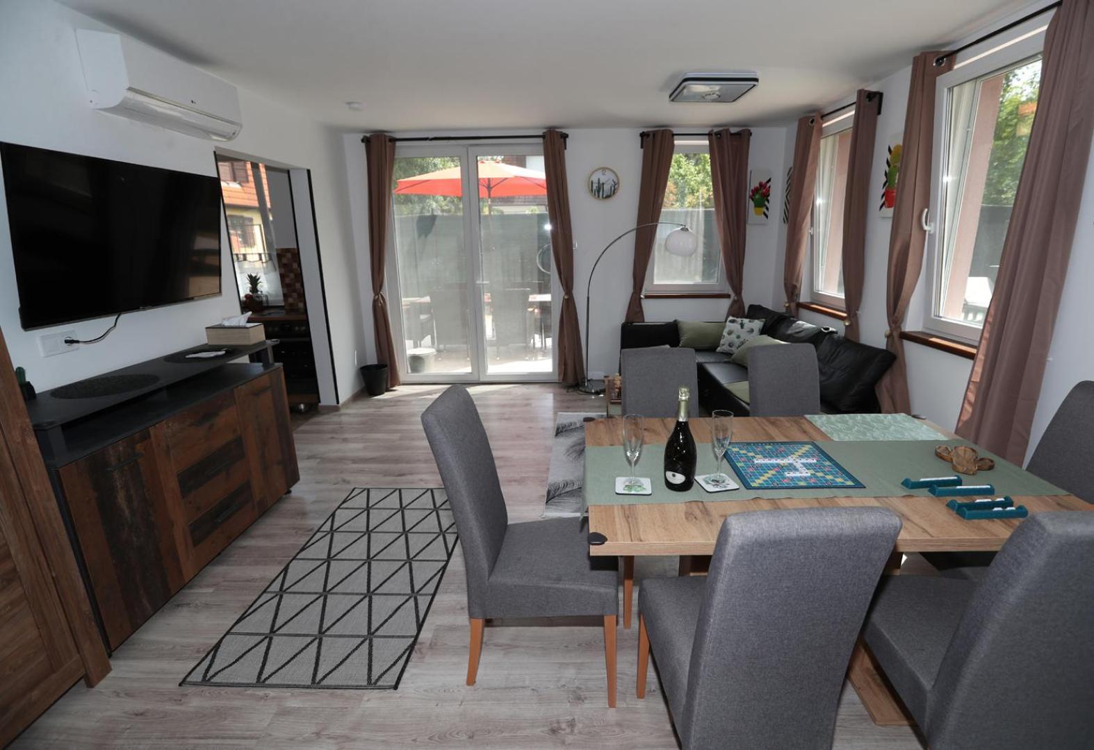 Four Flowers Apartman ชิโอฟก ภายนอก รูปภาพ